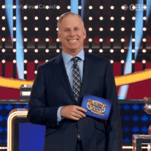 Laughing Family Feud Canada GIF - Laughing Family Feud Canada Smile GIFs