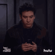 Ted Mosby Text GIF - Ted Mosby Text Himym GIFs