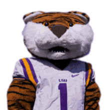 mike the tiger lsu blow kisses flying kiss love