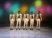 Dancing The Temptations GIF - Dancing The Temptations Girl Why You Wanna Make Me Blue GIFs
