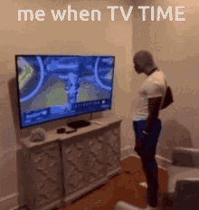 Me When Tv Time Tv Time Grapejuice GIF - Me When Tv Time Tv Time Grapejuice Grapejuice Tv Time GIFs