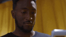 Using Phone Marques Brownlee GIF - Using Phone Marques Brownlee Browsing In Phone GIFs