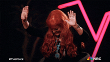 Give Me A Moment Wynonna Judd GIF - Give Me A Moment Wynonna Judd The Voice GIFs