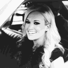 carrie underwood smile smiling happy