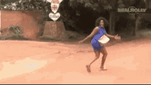 Running Away Jenifa GIF - Running Away Jenifa Nollywood GIFs