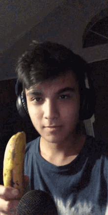 Brandon Banana GIF - Brandon Banana Eat GIFs