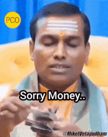 Counting Money Sorry Money GIF - Counting Money Sorry Money Forgive Money GIFs