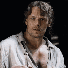 Outlander Jamie Fraser GIF - Outlander Jamie Fraser Needle GIFs