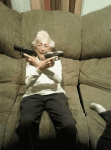 Gangsta Grandma GIF - Gangsta Grandma Grandparent GIFs