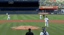 This Is My Side GIF - Mlb Baseball New York Yankees GIFs
