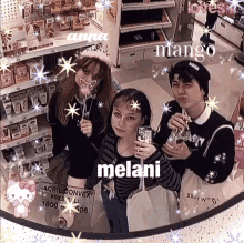 Emopunk Melani GIF - Emopunk Melani Mango GIFs