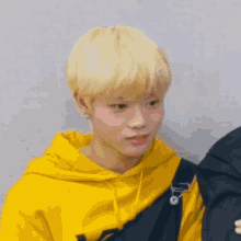 Chihoon Too GIF - Chihoon Too Confused GIFs