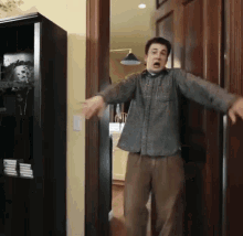 Dylan Minnette Scream GIF - Dylan Minnette Scream Wallows GIFs