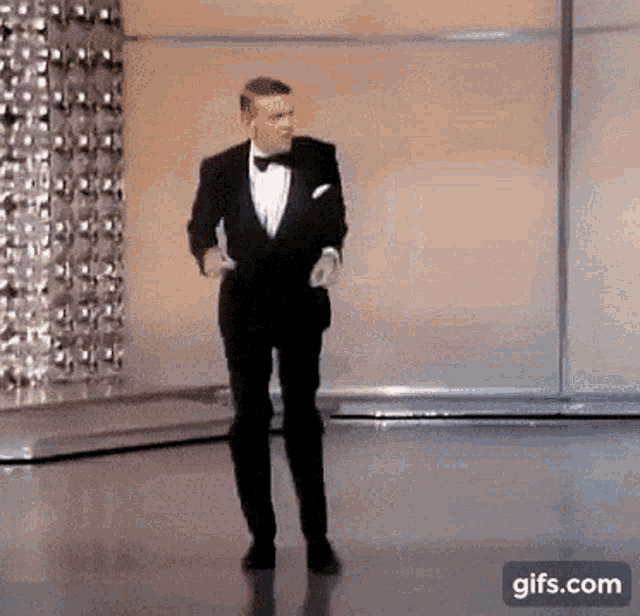 John Evans Fred Astaire GIF - John Evans Fred Astaire Dancing - Discover &  Share GIFs