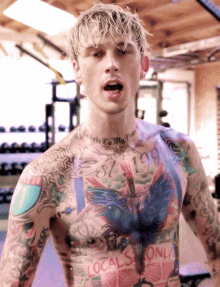 Machine Gun Kelly Mgk GIF - Machine Gun Kelly Mgk In The Gym GIFs
