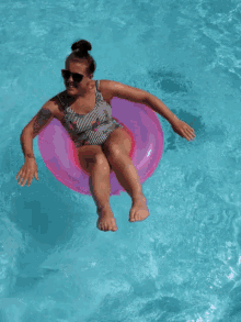 Pool Snurr GIF - Pool Snurr Emma GIFs