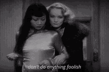 Marlene Dietrich Dont Do Anything GIF - Marlene Dietrich Dont Do Anything Knife GIFs
