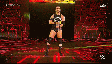  WWE RAW 324 desde Toronto, Ontario, Canada  Adam-cole-entrance