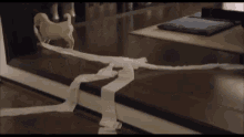 盲導犬　犬　クイール　ティッシュ　トイレットペーパー GIF - Kuiru Movie Toilet Paper GIFs