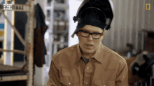 What To Do Breaking Bobby Bones GIF - What To Do Breaking Bobby Bones Panicking GIFs