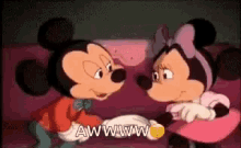 Mickey Mouse Minnie Mouse GIF - Mickey Mouse Minnie Mouse Hugs GIFs