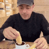 Xavi Eating GIF - Xavi Eating GIFs
