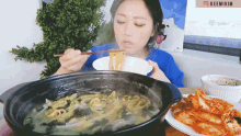 Hotpot Noodles GIF - Hotpot Noodles Steaming GIFs