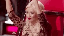 Christina Aguilera Cheer GIF - Christina Aguilera Cheer The Voice GIFs