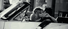 Kissing Kiss For You GIF - Kissing Kiss For You Kiss The Driver GIFs