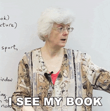 I See My Book Gill GIF - I See My Book Gill Engvid GIFs