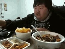 It'S All About The Food Fuckahs 🍔🍟🍗🍖🍝🍛❤️ GIF - Fat Food Weird GIFs