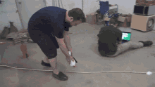Pouring Solitaire GIF - Pouring Solitaire Tv GIFs