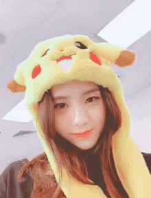 Pikachu Cute GIF - Pikachu Cute Selfie GIFs