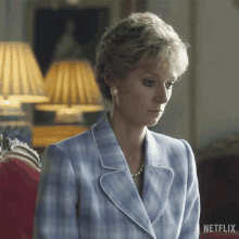 Look To The Side Princess Diana GIF - Look To The Side Princess Diana Elizabeth Debicki GIFs