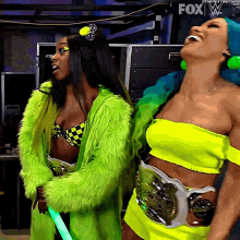 Sasha Banks Naomi GIF - Sasha Banks Naomi Wwe Womens Tag Team Champions GIFs