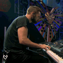 Jamming Out Johnny Mcdaid GIF - Jamming Out Johnny Mcdaid Snow Patrol GIFs