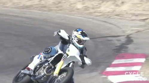 Banking Turning GIF - Banking Turning Ride - Discover & Share GIFs