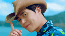 Seonho Kim Seonho GIF - Seonho Kim Seonho Cowboy GIFs