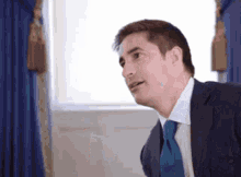 Jonathan Swan Listen To Me GIF - Jonathan Swan Listen To Me You Dont Understand GIFs