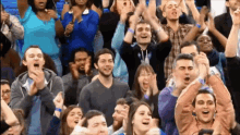 Other Team Crowd GIF - Other Team Crowd Clapping GIFs