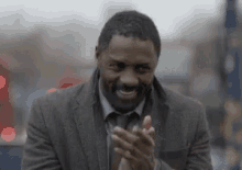 Clap Idris Elba GIF - Clap Idris Elba Approve GIFs