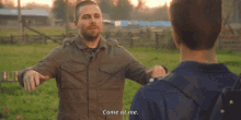 Stephen Amell Oliver Queen GIF - Stephen Amell Oliver Queen Come At Me GIFs