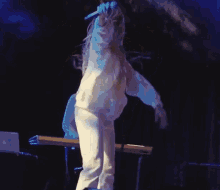 Jumping Hairstyle GIF - Jumping Hairstyle Performing GIFs