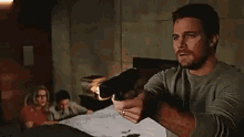 Oliver Queen Olicity GIF - Oliver Queen Olicity Oliver And Felicity GIFs