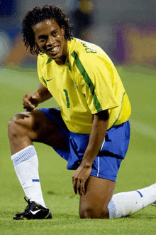 Ronaldinho Wc 2002 GIF - Ronaldinho Wc 2002 Brazil GIFs