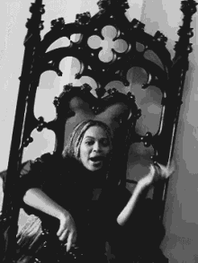 Beyonce Middle Finger GIF - Beyonce Middle Finger Fuck You GIFs