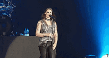 Nightwish Floor Jansen GIF - Nightwish Floor Jansen Thumbs Up GIFs