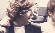 Offended GIF - One Direction 1d Harry Styles GIFs