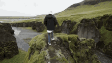Top Of The Mountain Justin Bieber GIF - Top Of The Mountain Justin Bieber Ill Show You GIFs