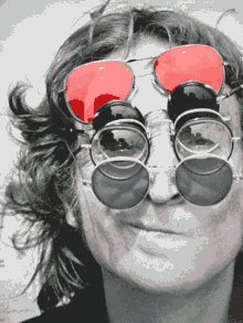 Turn Off Your Mind Relax And Float Downstream Lennon GIF - Turn Off Your Mind Relax And Float Downstream Lennon Beatles GIFs